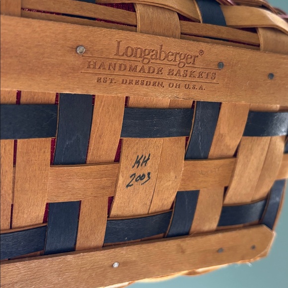 Longaberger basket - Picture 3 of 3
